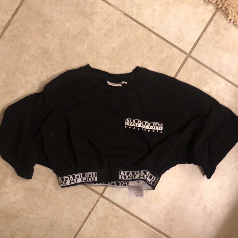 Small Napajiri Cropped Banded Tee - Picture 2 of 4